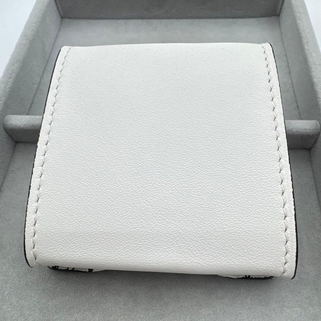 【箱付き】Berluti ケース　ホワイト　ロゴ　レザー　美品