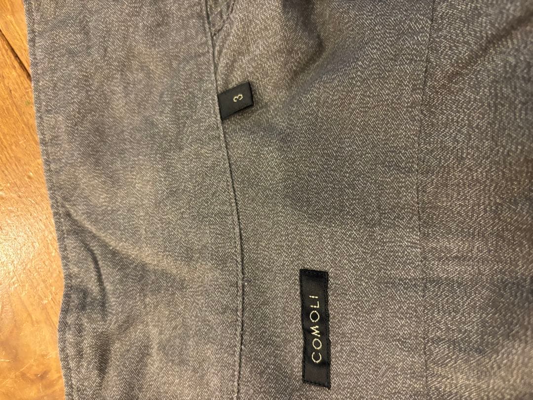 comoli コモリ　ヨリ杢　シャツ　グレー