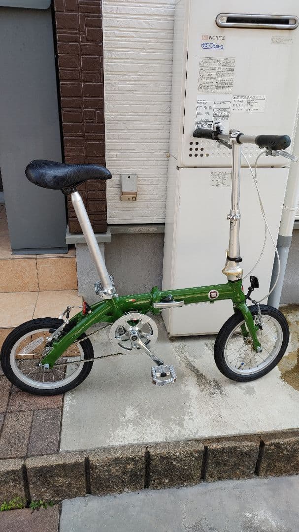 送料無料‼️車載可能❕FIAT 折りたたみ自転車 ミニベロ ダホン社製OEM
