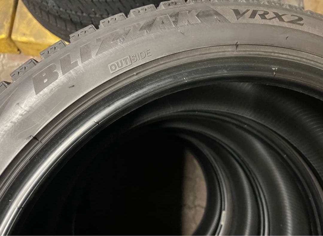 ブリヂストン　 ブリザック　VRX2 225/45R19 4本セット