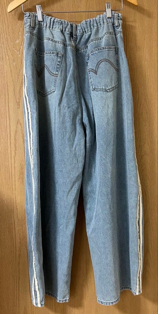 ニコアンド新品タグ付き　ラインデニムパンツ