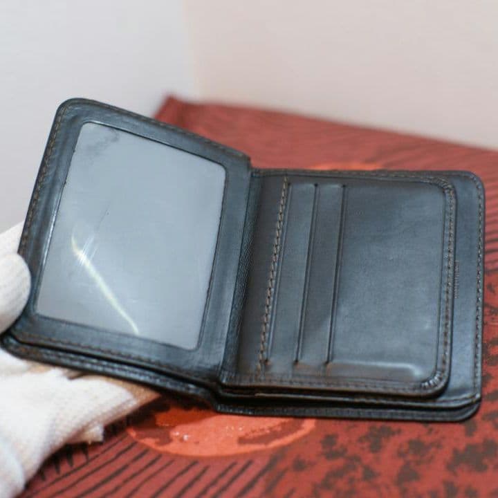 LOUIS VUITTON ユタ コンパクトウォレット 2つ折り財布