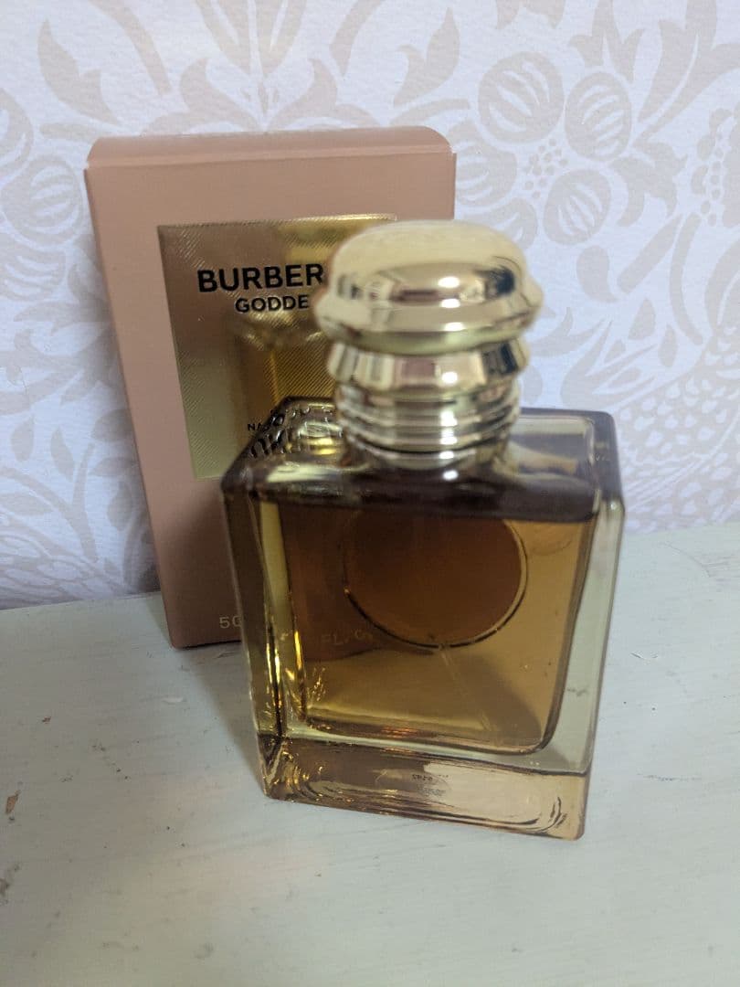 BURBERRY Goddess パルファム 50ml