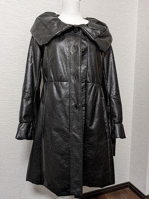 127　新品未使用タグ付き　超軽量　鹿革　リアルレザー　中綿　ロングコート