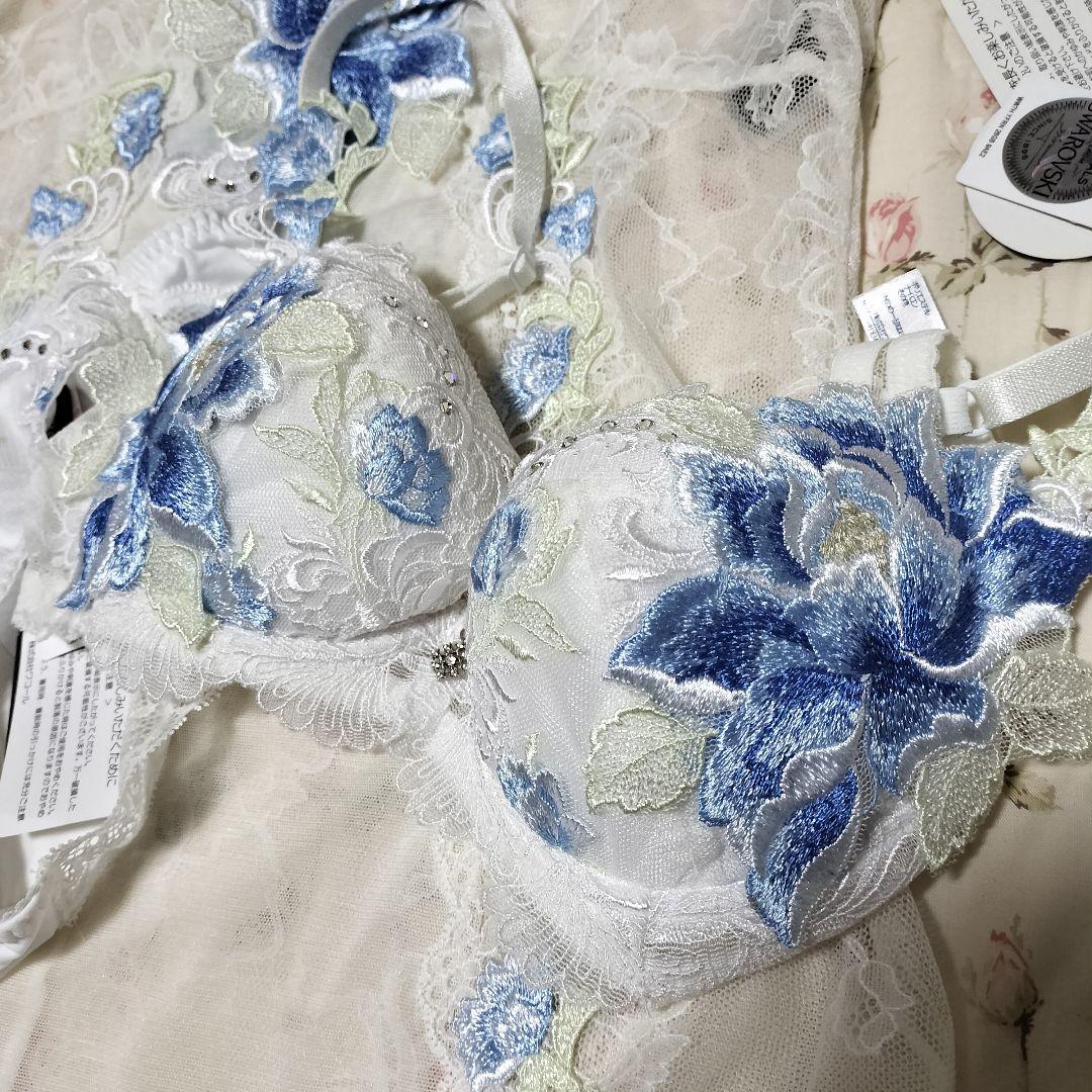 ほ*ぷ様 サルート迎賓の薔薇C70ブラジャー ショーツM キャミソールM 3点セ