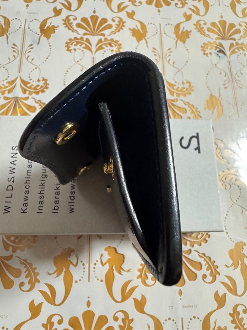 美品　ワイルドスワンズ　タング　サドル　フレンチネイビー
