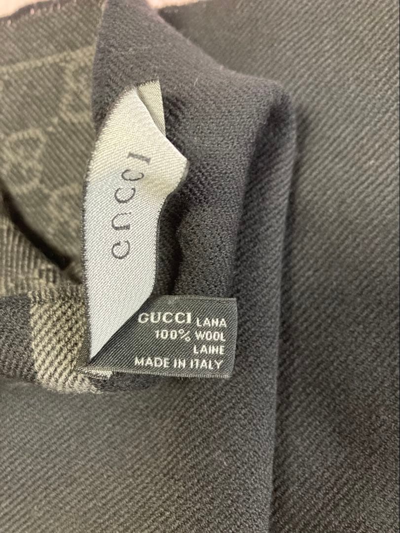 GUCCI グッチ　マフラー　フリンジ付き