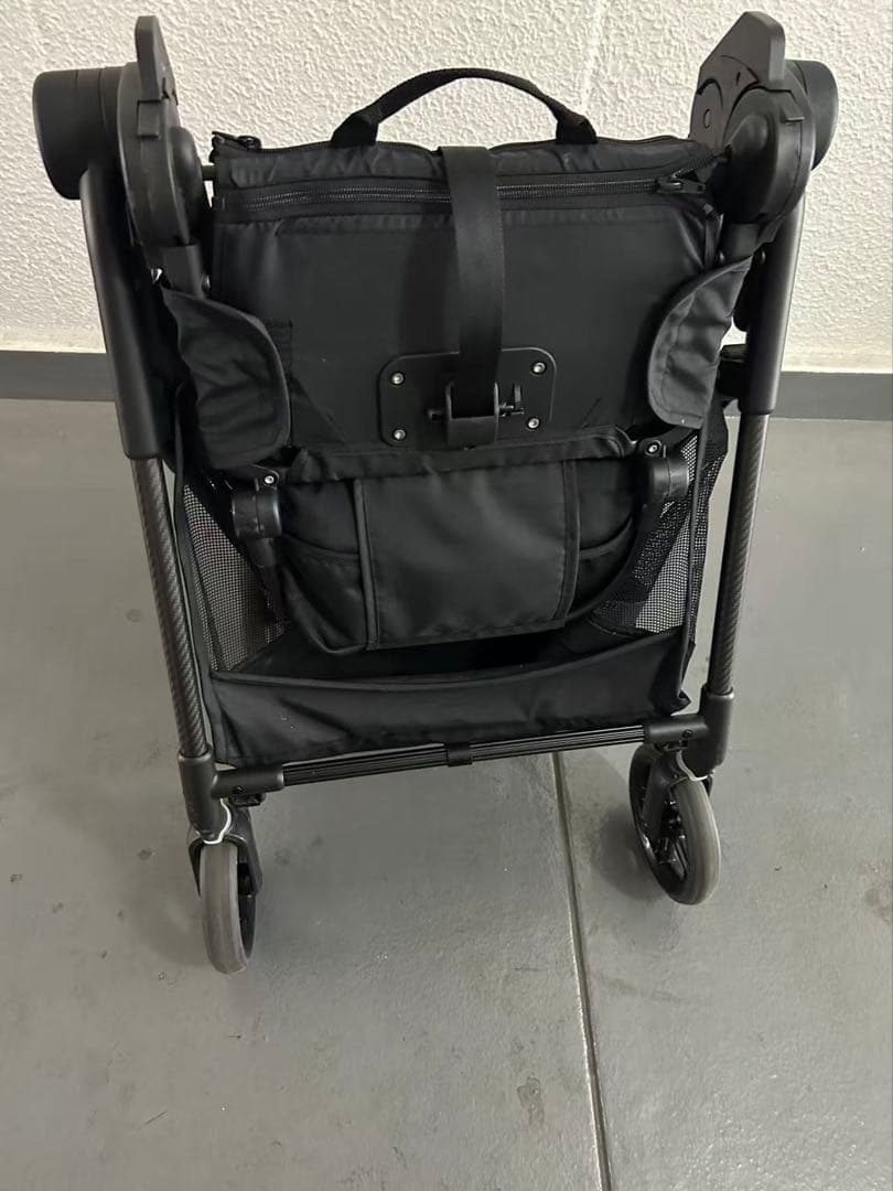 ベビーカー Cybex Melio Carbon 2024