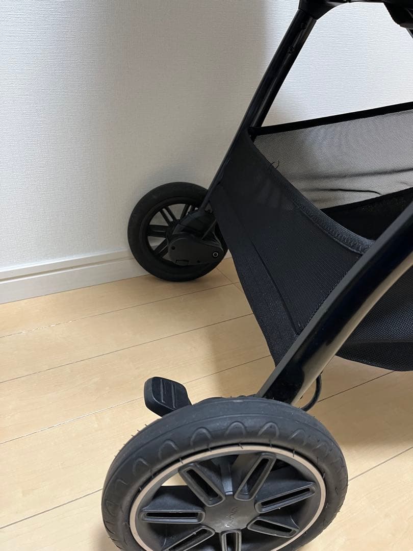 NUNA TRIV NEXT ベビーカー 2024年1月購入