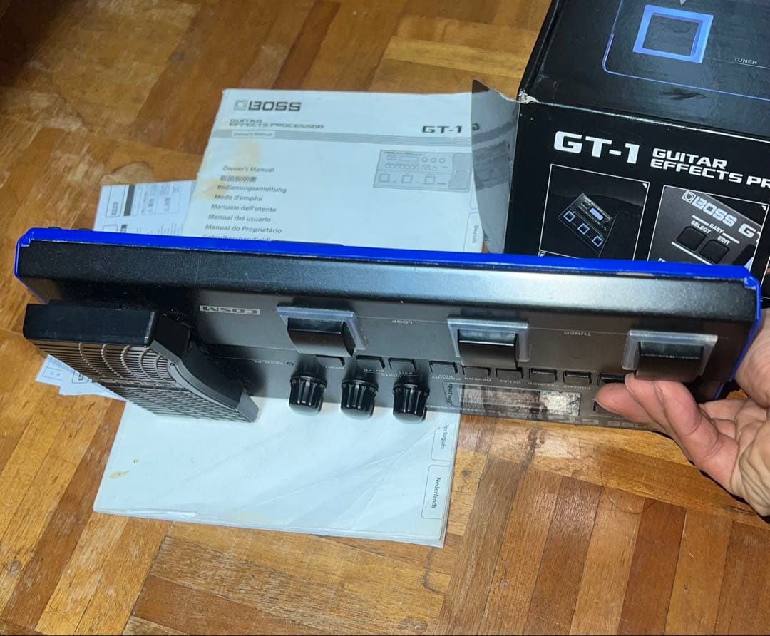 ト*ム様 BOSS GT-1 ギターエフェクター