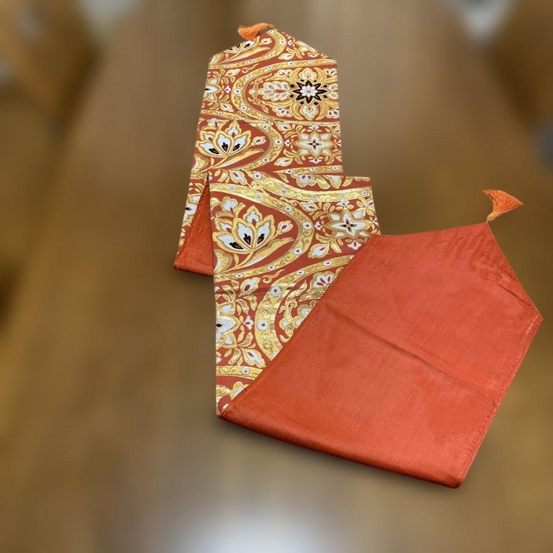 table runner 「金彩花華紋紋」帯リメイク　 アンティーク　正絹