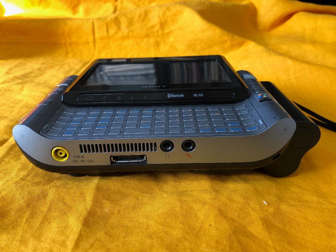 その他ノートPC本体 VAIO typeU PCG-1J1N