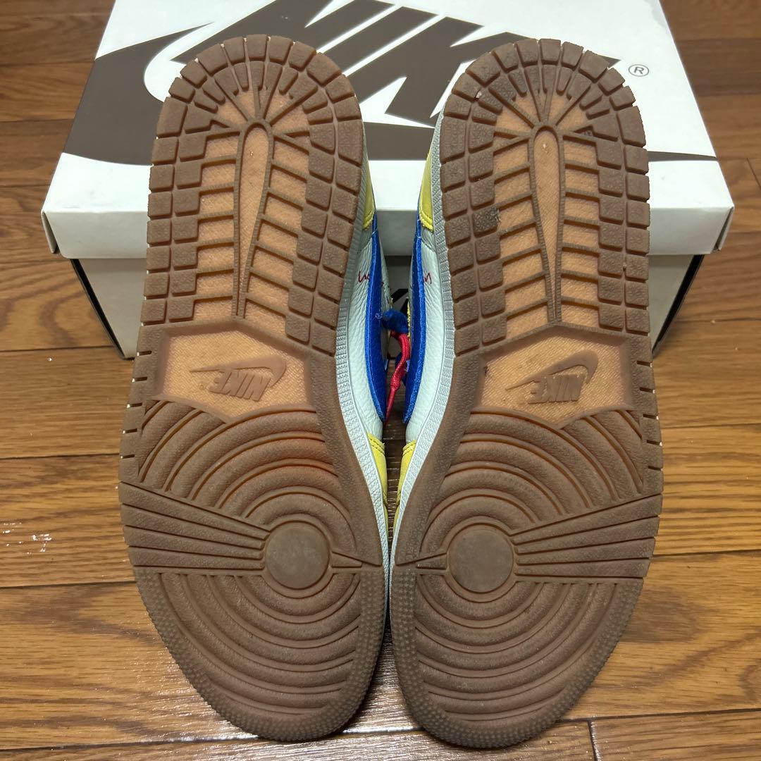 韓国ポリス プロフ必読  Travis Scott ×Nike AJ1