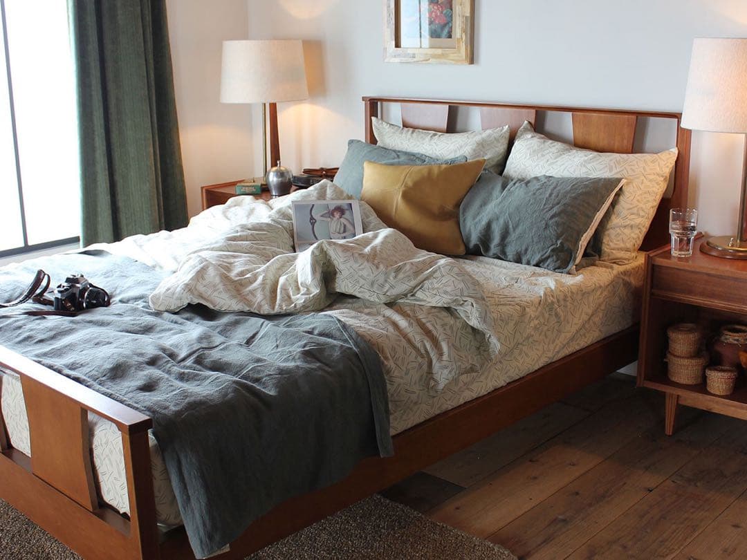 ベッドフレーム ACME Furniture BROOKS BED(DOUBLE)