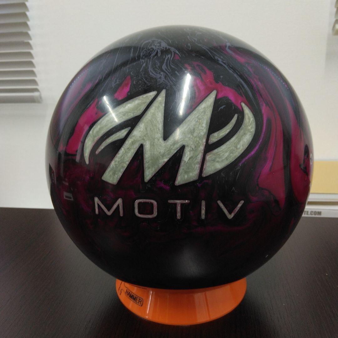 MOTIV Jackal ボウリングボール 14p2～4ozです。