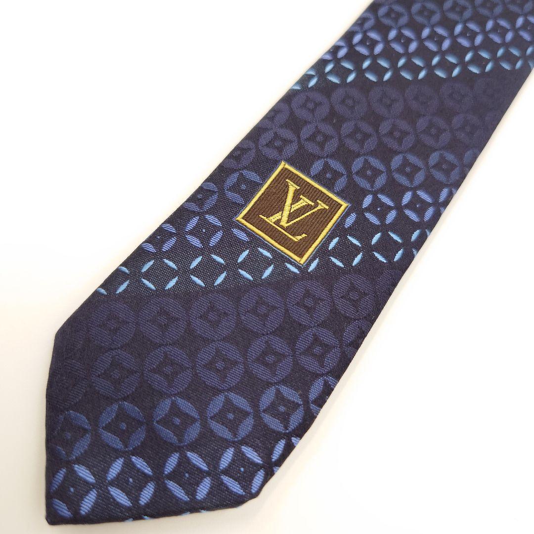美品 箱付き　LOUIS VUITTON ネクタイ モノグラム 青　シルク