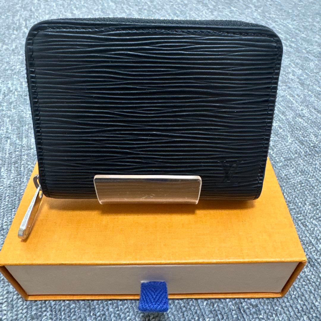 ルイヴィトン　パース　ジッピー　M60152 エピ　ノワール