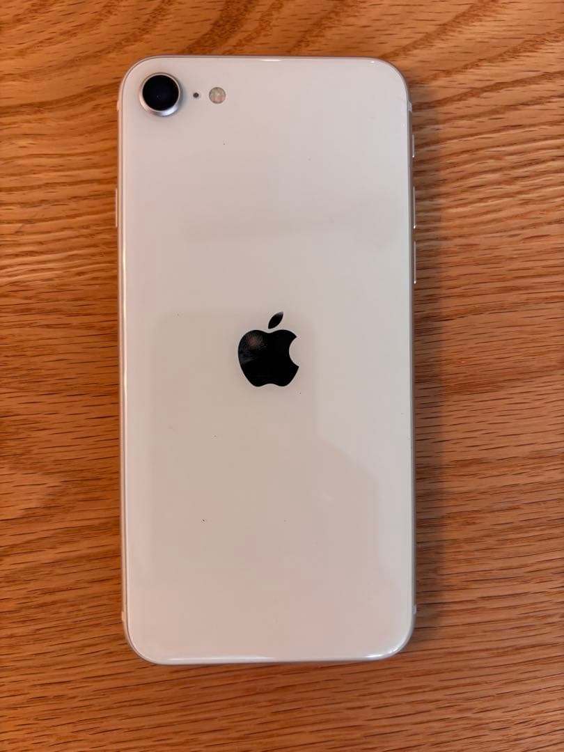 iPhone SE第3世代64GB