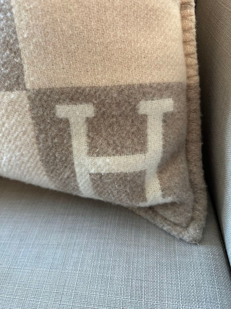 エルメス アヴァロンIII PM クッション HERMES