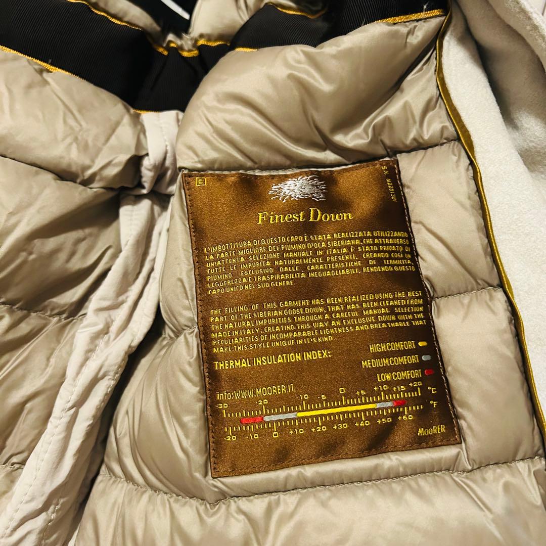 Moorer ベージュ ダウンジャケット　ミドル丈　美品　ムーレー