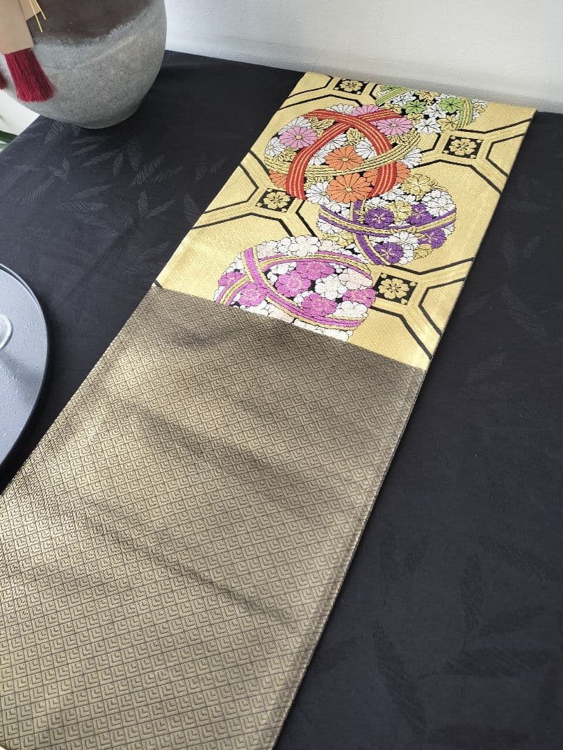 A898★逸品‼️手毬模様‼️テーブルランナー2m17cm