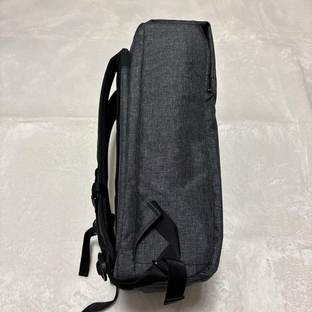 【新品未使用】かわるビジネスリュック　2Way　グレー