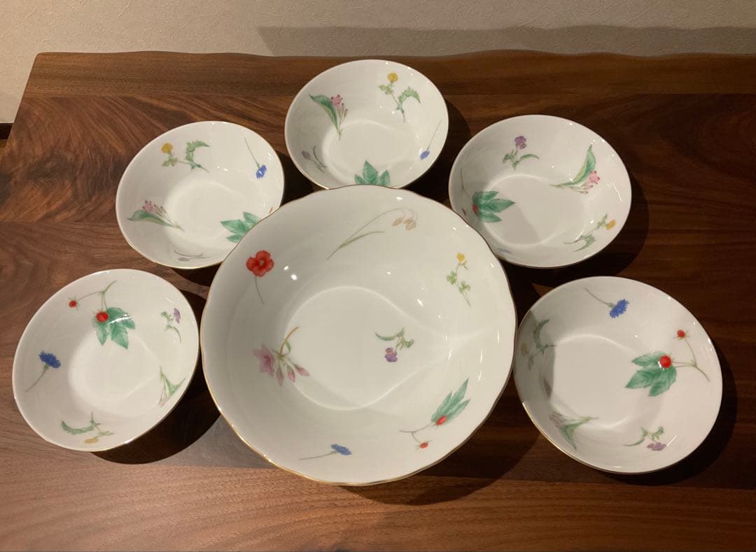 ☺️新品未使用❣️香蘭社 花柄 金色縁取り 大鉢1+中鉢5 切立鉢