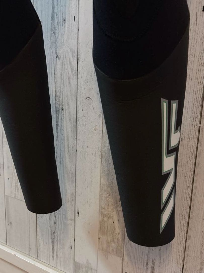 WORLD FORCE 極暖エアフレイム★ 5×3mmセミドライ ウェットスーツ