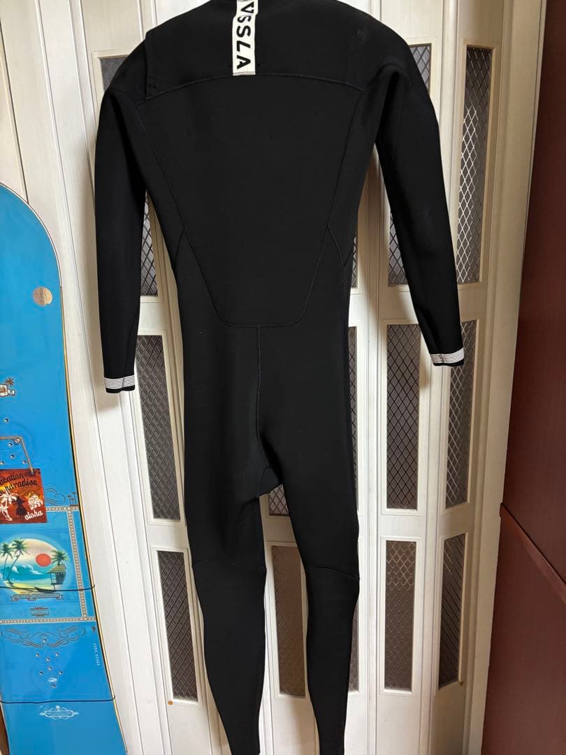 井上翔太 VISSLA 7Seasフルスーツ 2/2mm MT ウェット