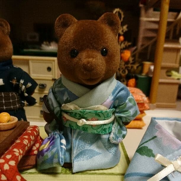 シルバニアファミリー☆くまのお母さん用ショール付き着物、巾着