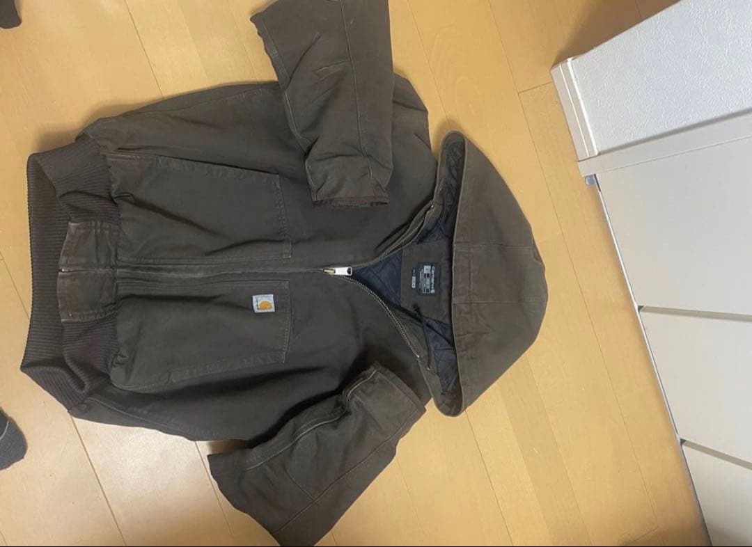 carhartt アクティブジャケット　パーカー