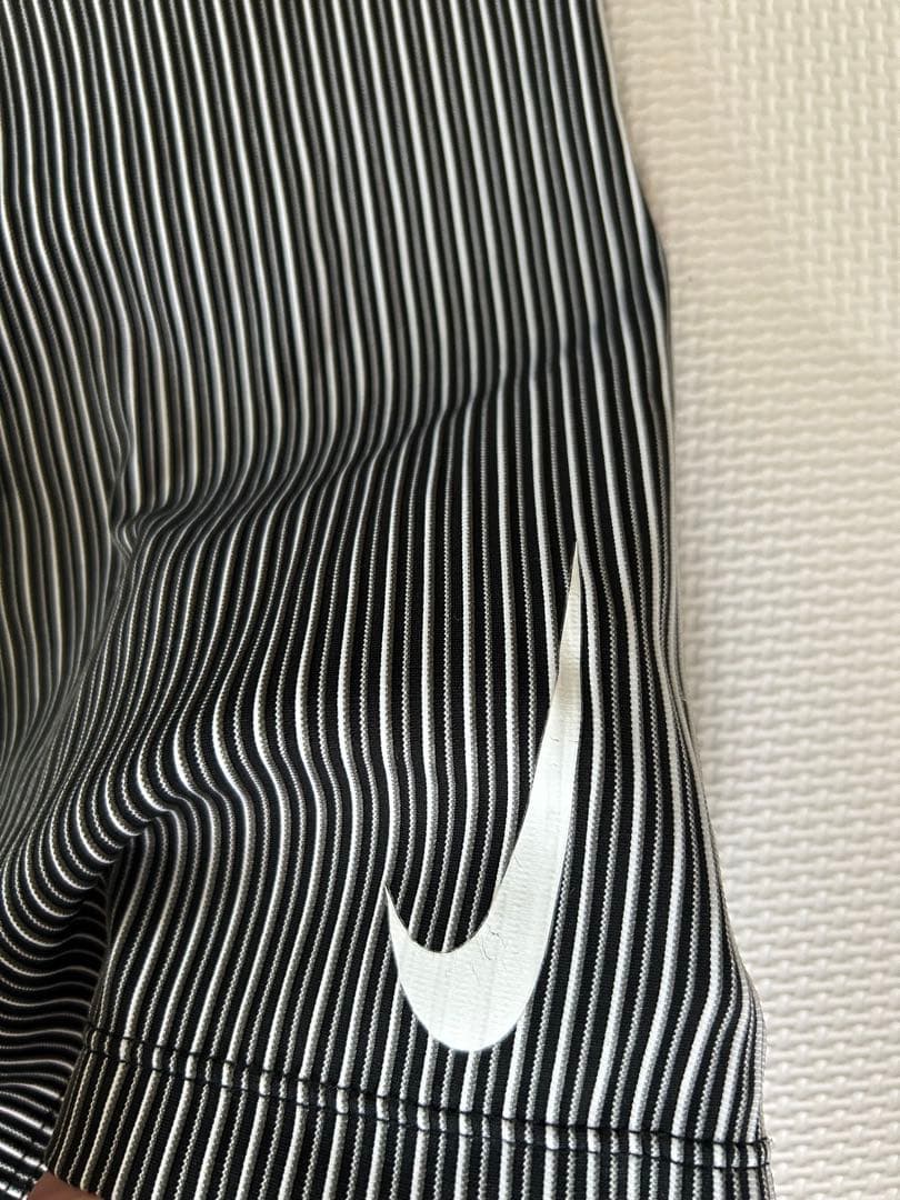 Nike エアロスイフト　ハーフタイツ　Mサイズ