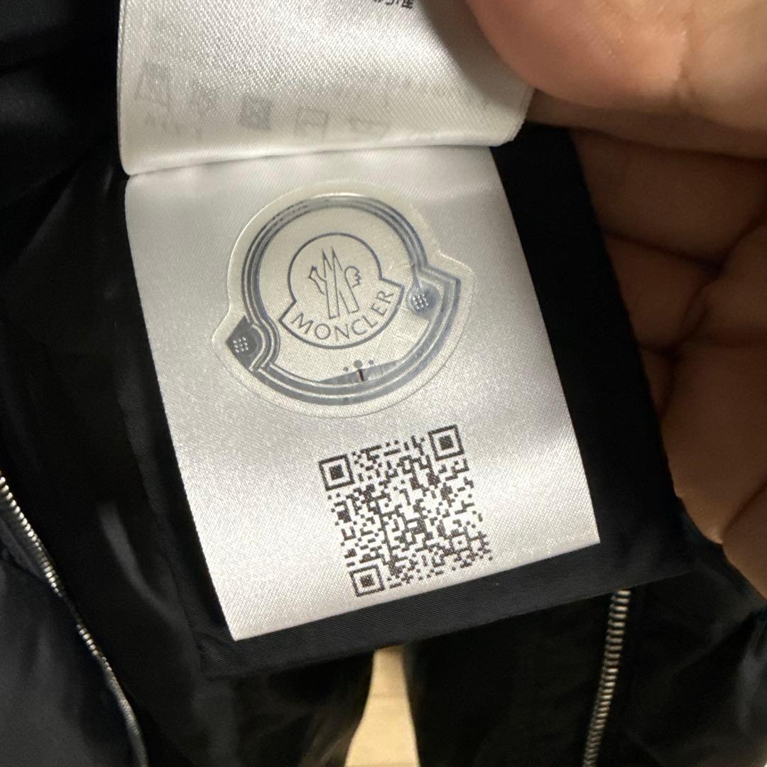 美品⭐︎MONCLER GUERY サイズ02