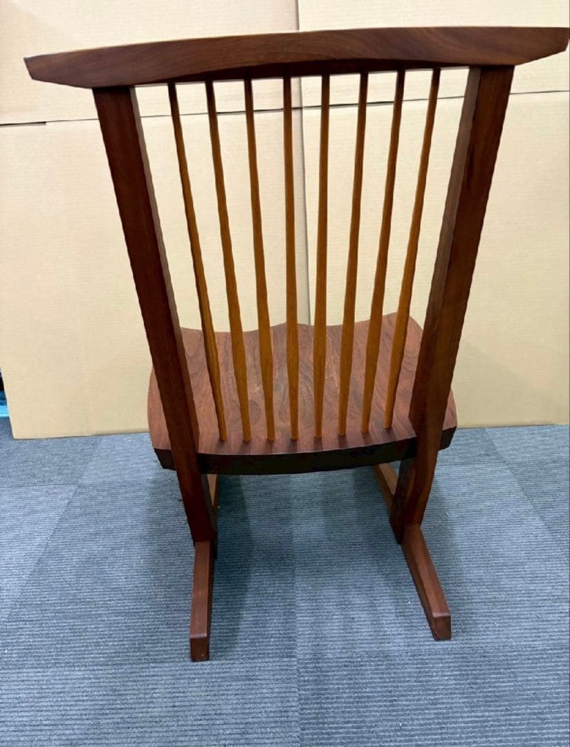 ジョージナカシマ　コノイドラウンジチェア　e Nakashima