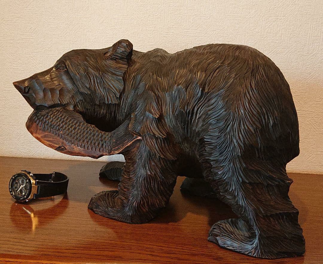 値下げしました　熊   木彫り台付き