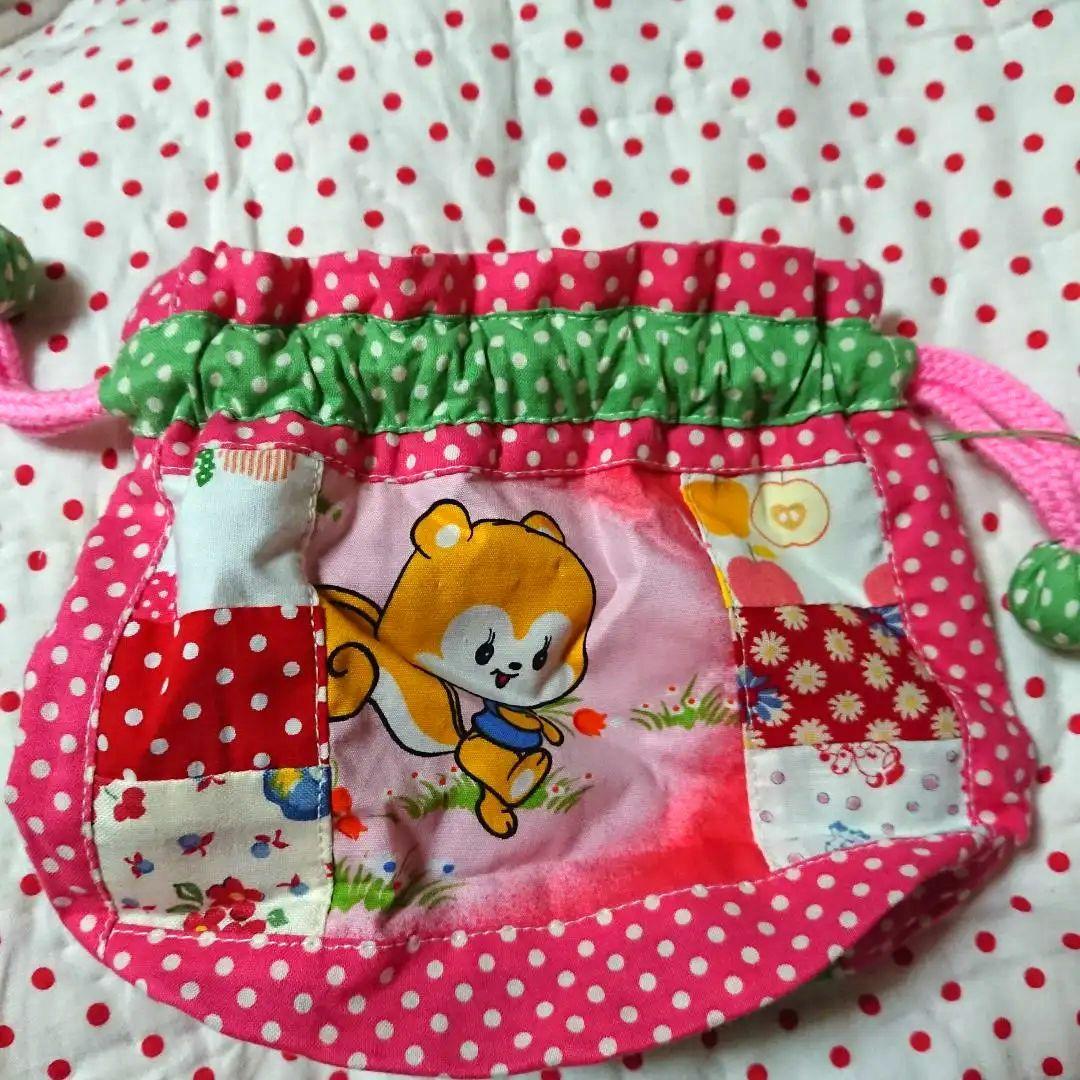 レトロバンビ柄 パッチワークレッスンバッグ &お弁当&コップケース3点セット