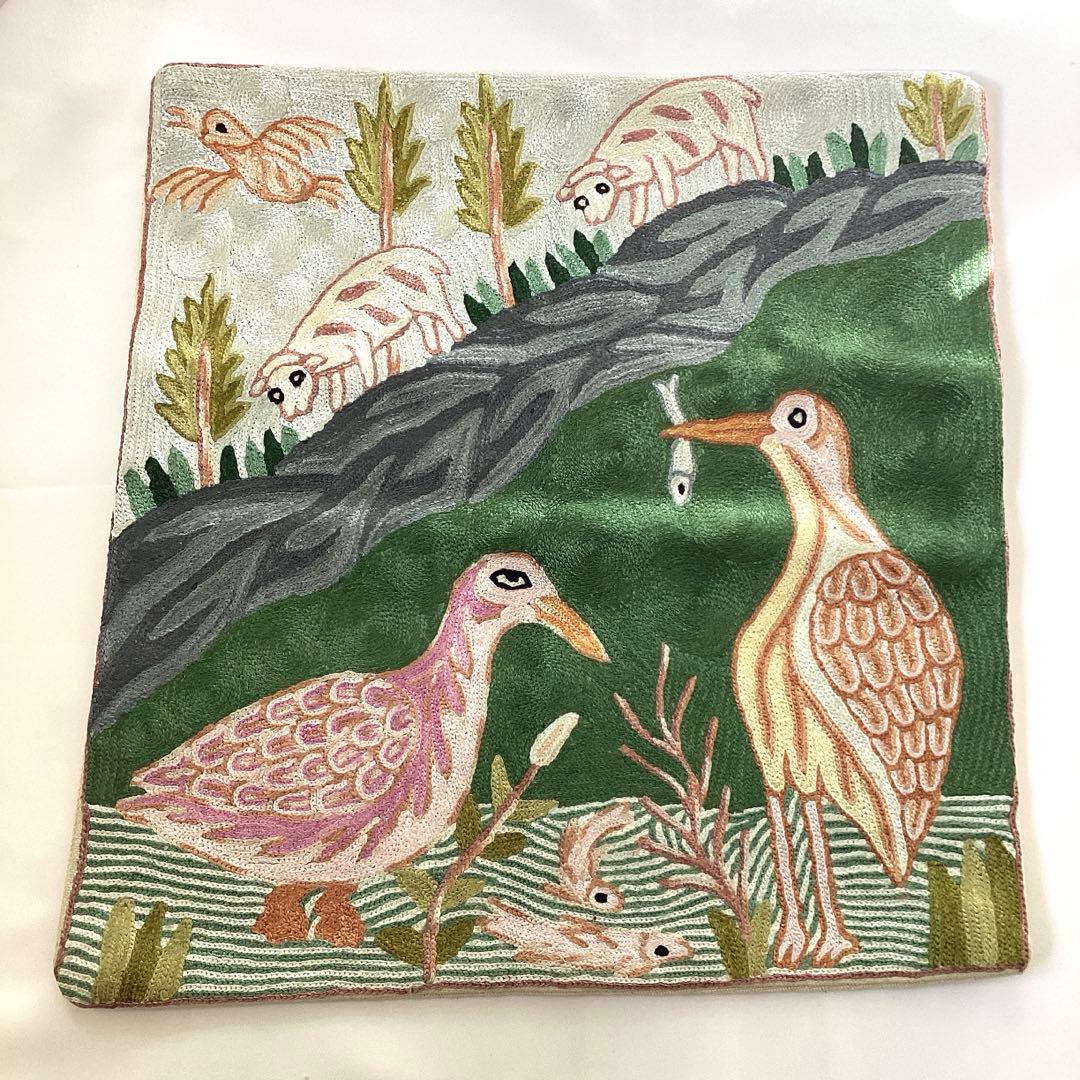 ネパール　手刺繍　クッションカバー　2枚セット