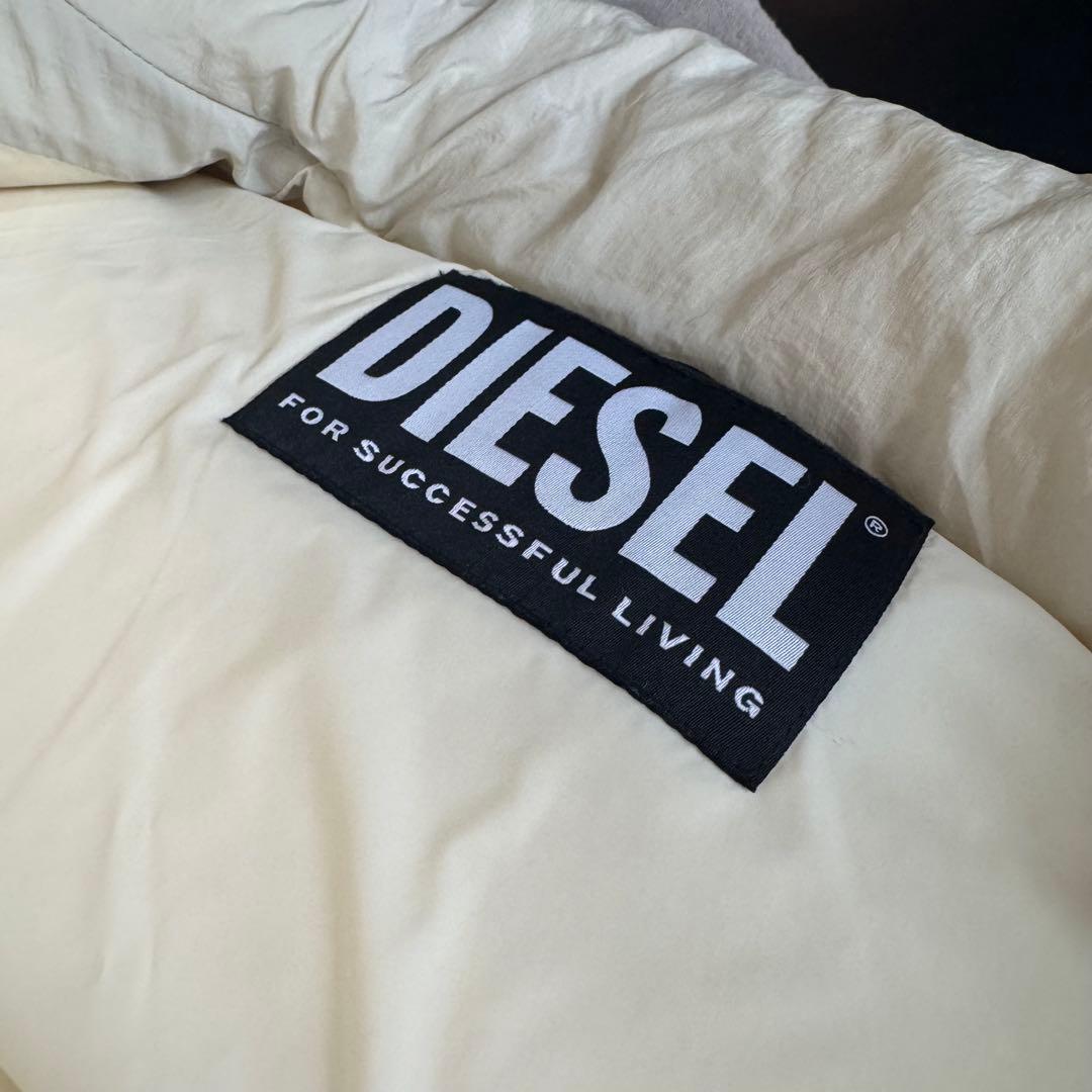 ブ*)様 DIESEL W-PEYTON JACKET ダウンコート 白 ロゴ