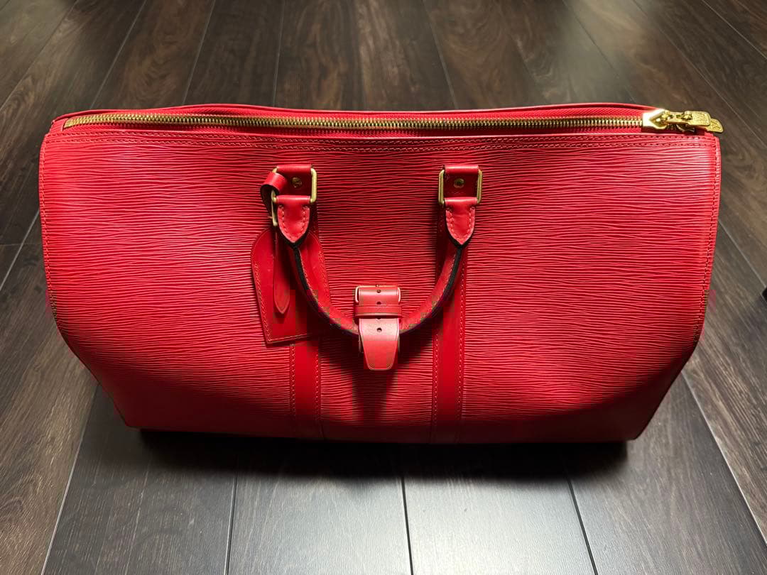 ルイヴィトン エピ レザー 赤 バッグ