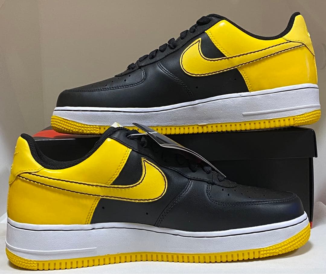 希少!NIKE AIR FORCE 1 LOW 黒黄 Varsity Maize