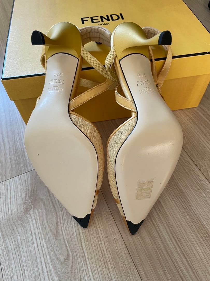 FENDI コリブリ　ミュール パンプス イエロー ストラップ ハイヒール
