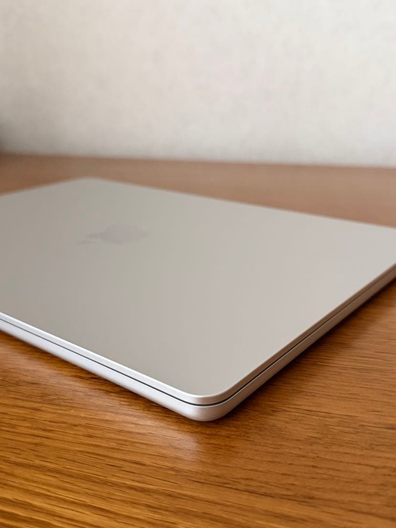M2 MacBook Air 8GB 256GB USキーボード