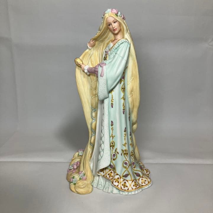 伝説のプリンセス　ラプンツェル　置物