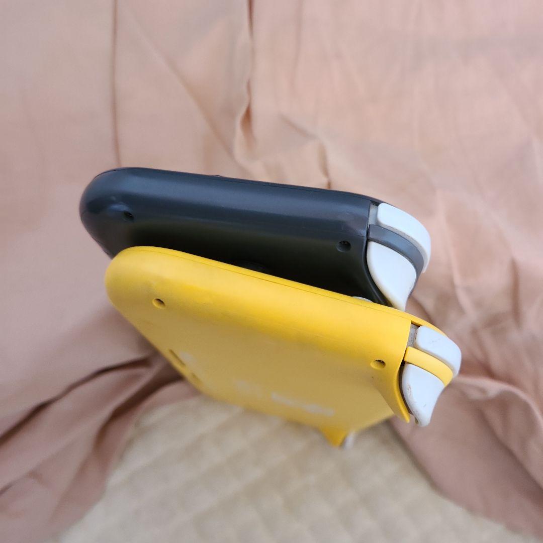 Nintendo Switchライト　2台ジャンク品