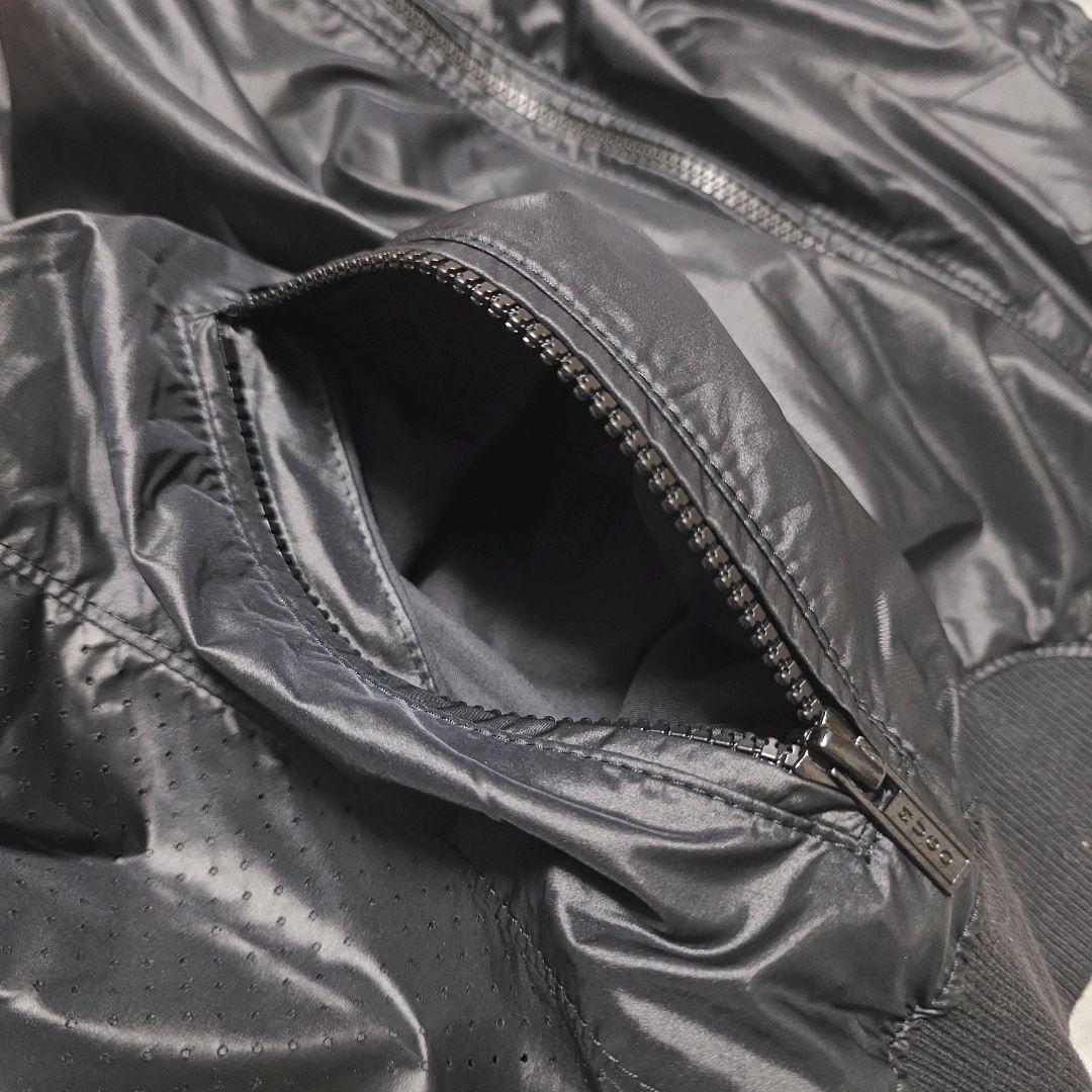 美品 ヒューゴボス ナイロン ライダース XL 赤タグ パンチング