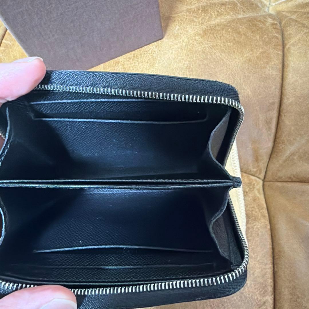 ルイヴィトン　LOUIS VUITTON エピ　黒 レザー ケース