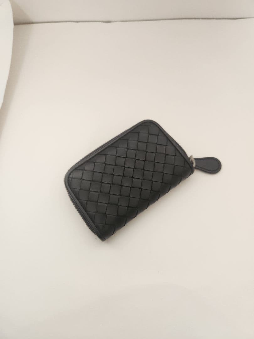 Bottega Veneta ブラックレザーケース
