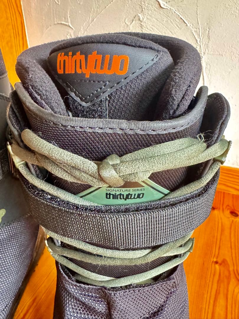 thirtytwo TM- 2 Jonesスノーボードブーツ　28.5