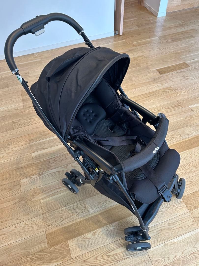 (※週末限定価格)Aprica ベビーカー　ラクーナクッションフリー