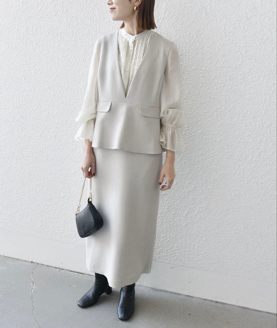 SHIPS any ダブルクロス Vネック ペプラム ワンピース